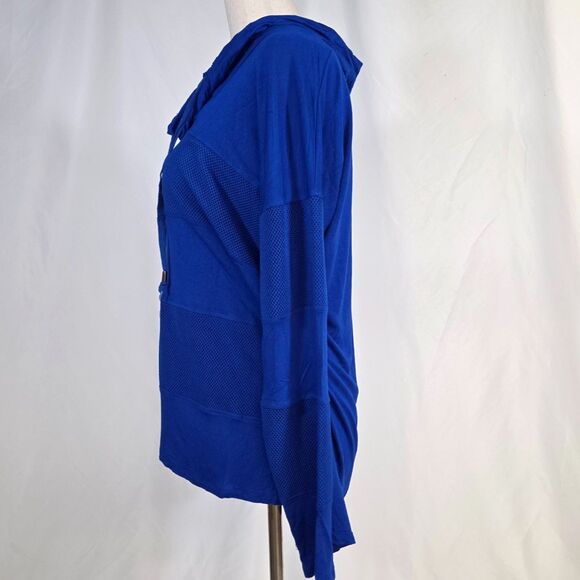 ConText Lord & Taylor Bright in Blue Soft Mesh Everyday Active Top Size Medium - Picture 4 of 7